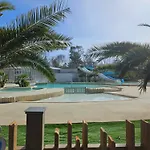 En Mobil 3 A Sur ピリアック・シュル・メール