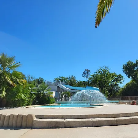 En Mobil 3 A Sur Semesterpark *