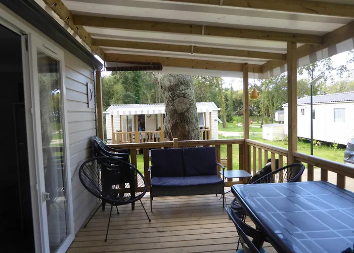 En Mobil 3 A Sur * ピリアック・シュル・メール