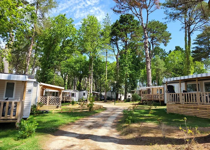 En Mobil 3 à Sur Village de vacances